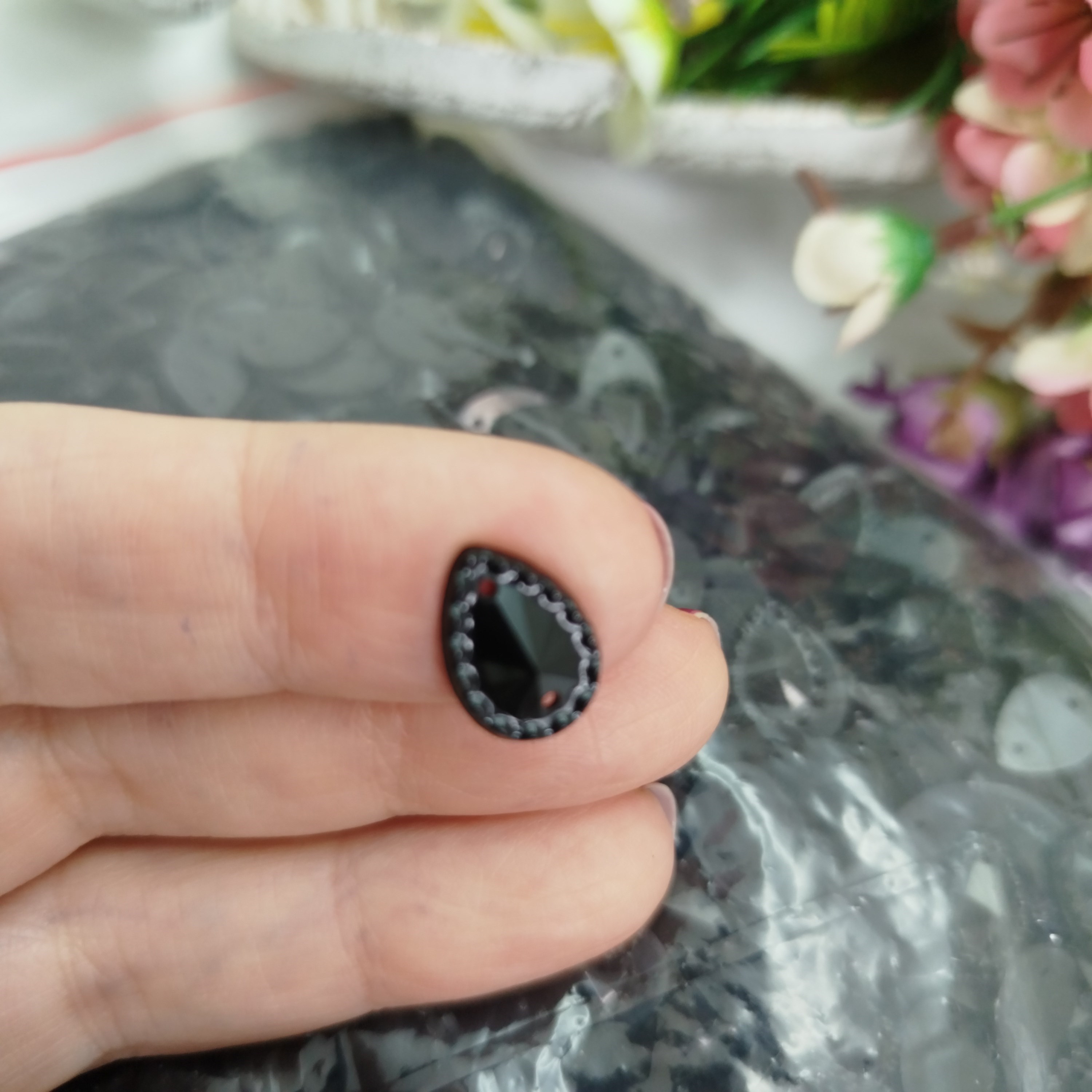 Chaton Gota preto com Borda 10 x 14 cm - Pacote com Aprox. 240 gramas