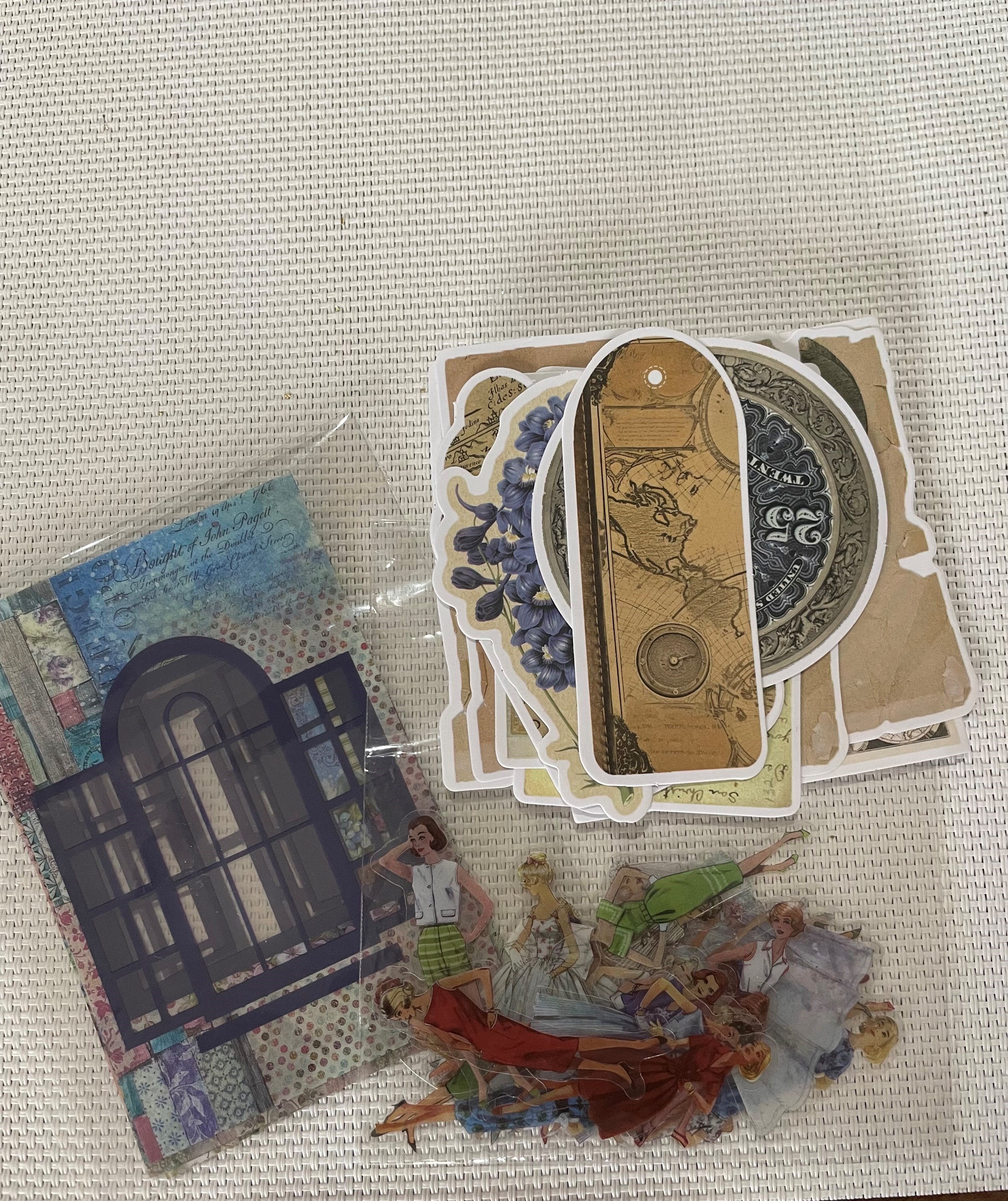 Kit para scrapbook e bullet journal