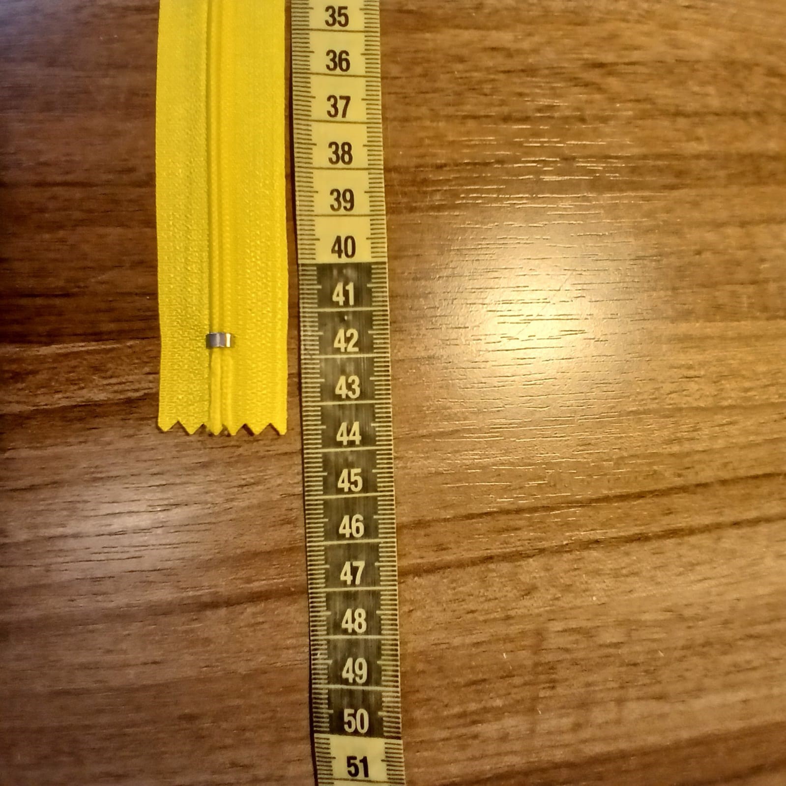 Zíper Amarelo 43,5 cm