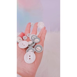 COLEÇÃO PÉROLAS E FLORES - kit com 38 botões