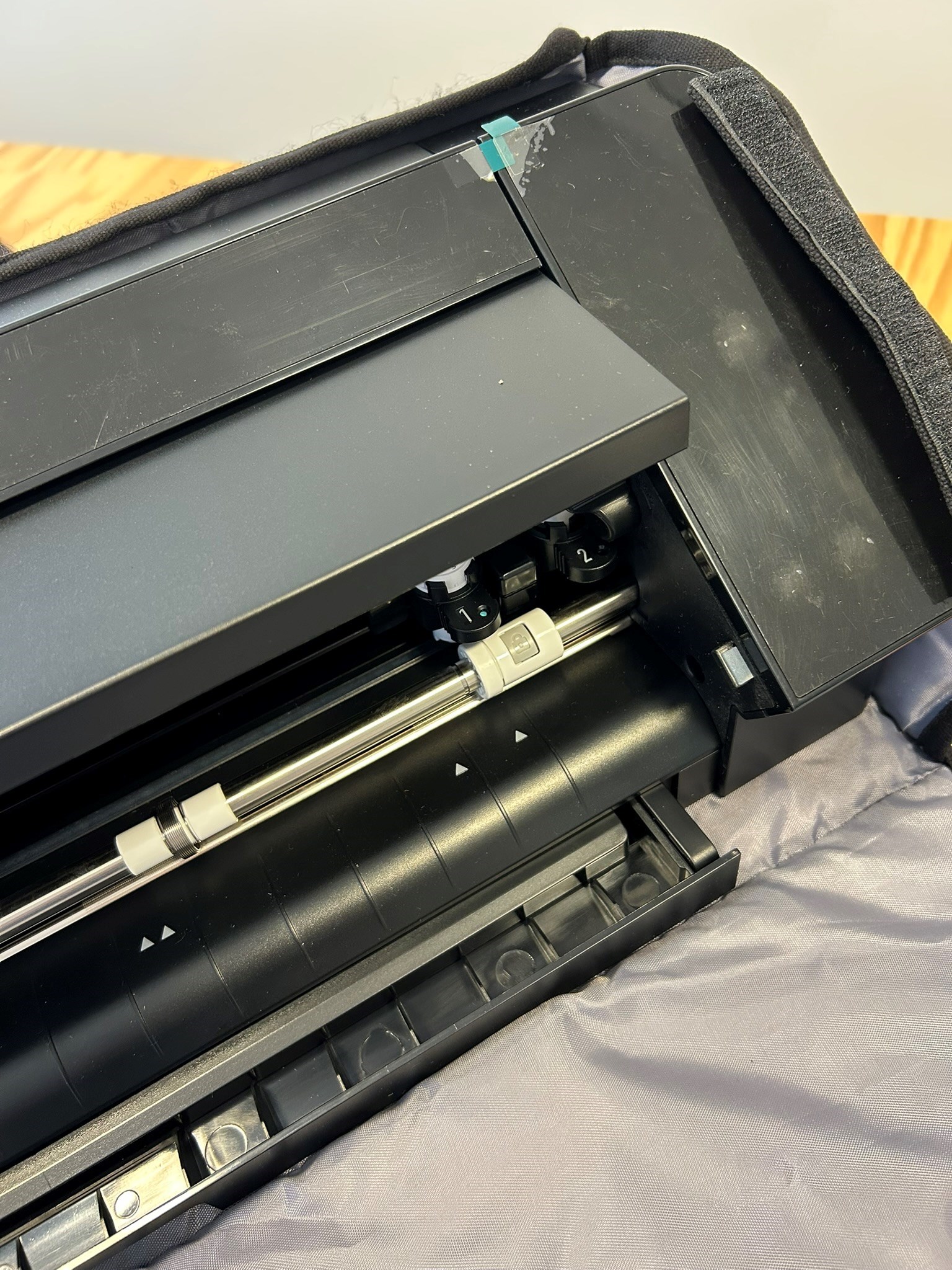 Máquina De Corte Plotter Silhouette Cameo 4 Preta