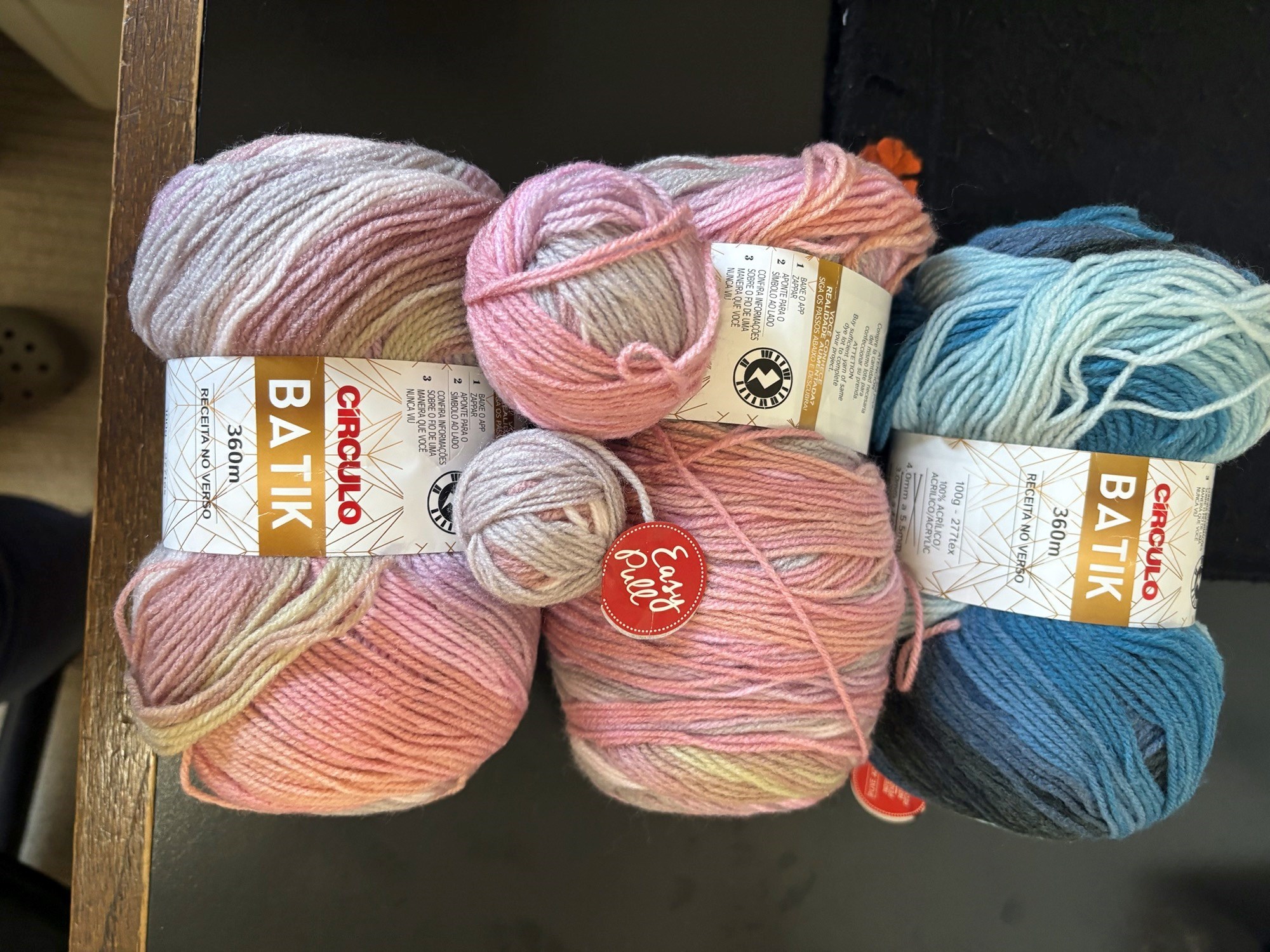 Novelo de lã  Batik - Lote