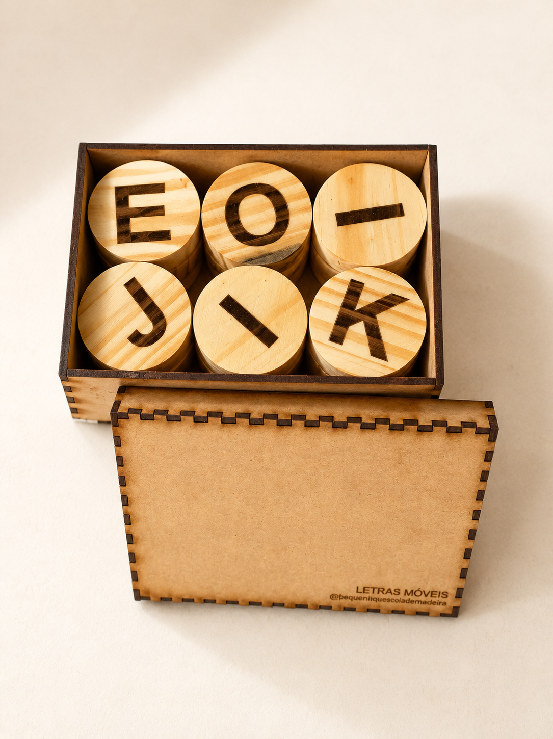 LETRAS MÓVEIS EM MADEIRA – KIT EDUCATIVO INFANTIL