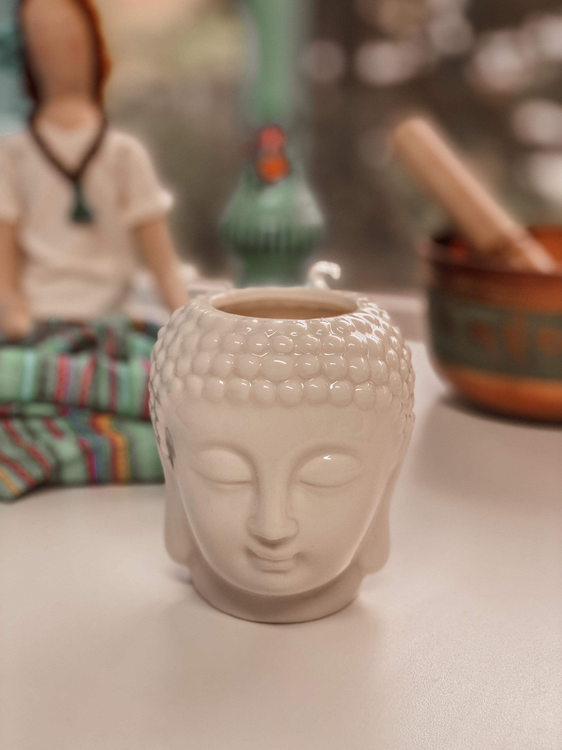 Kit com 3 cachepos Buda para velas