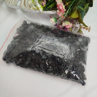 Chaton redondo Preto com Borda para Artesanato - pacote com Aprox. 230 gramas