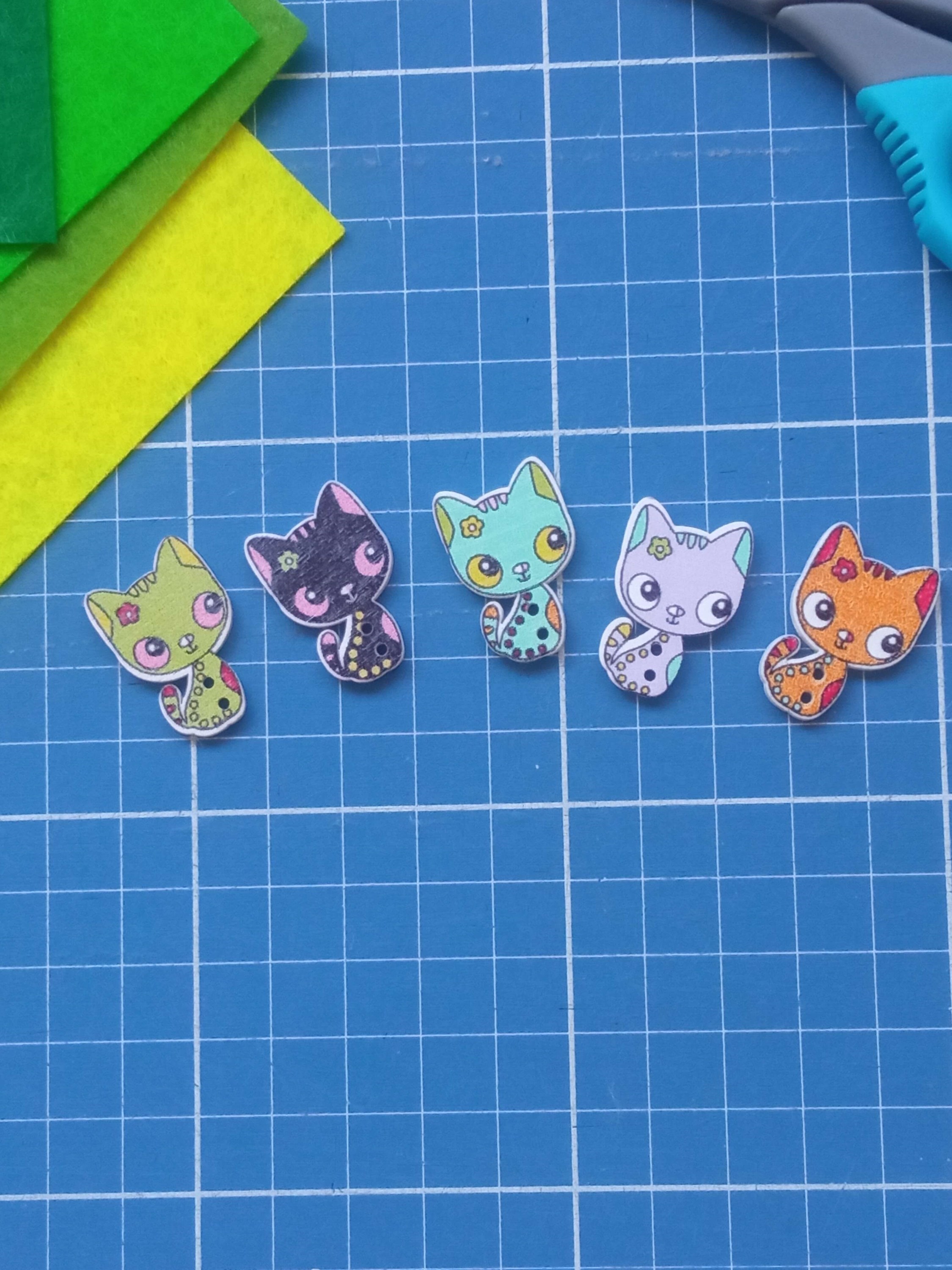 Kit 10 Botões de Madeira Gatinho Ilustração Impressa