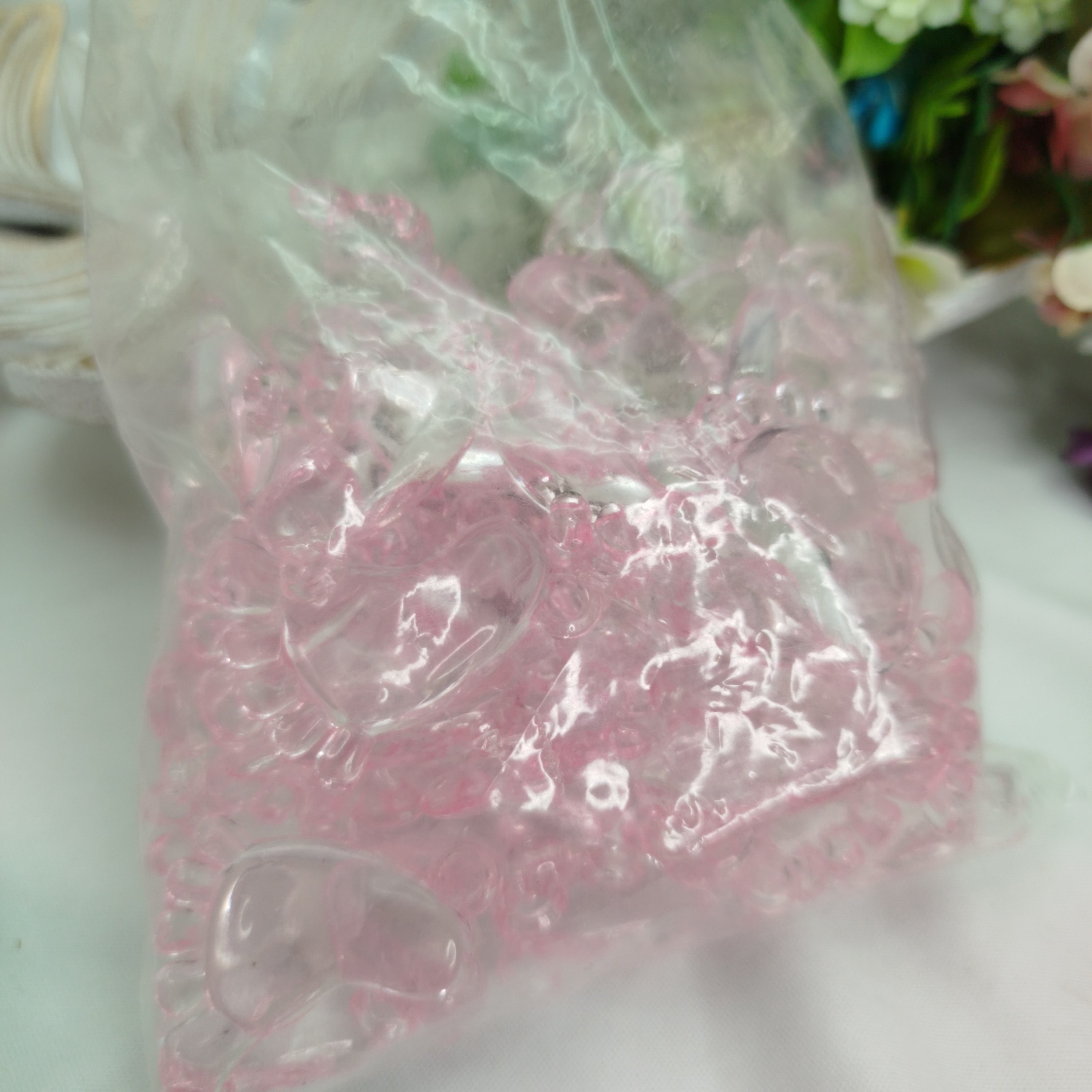 Pingente em Acrilico Formato Pezinho de Bebe Rosa 46 unidades