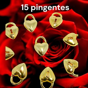 Kit 40 pingentes Coração, verniz cataforético, metal dourado, três modelos.