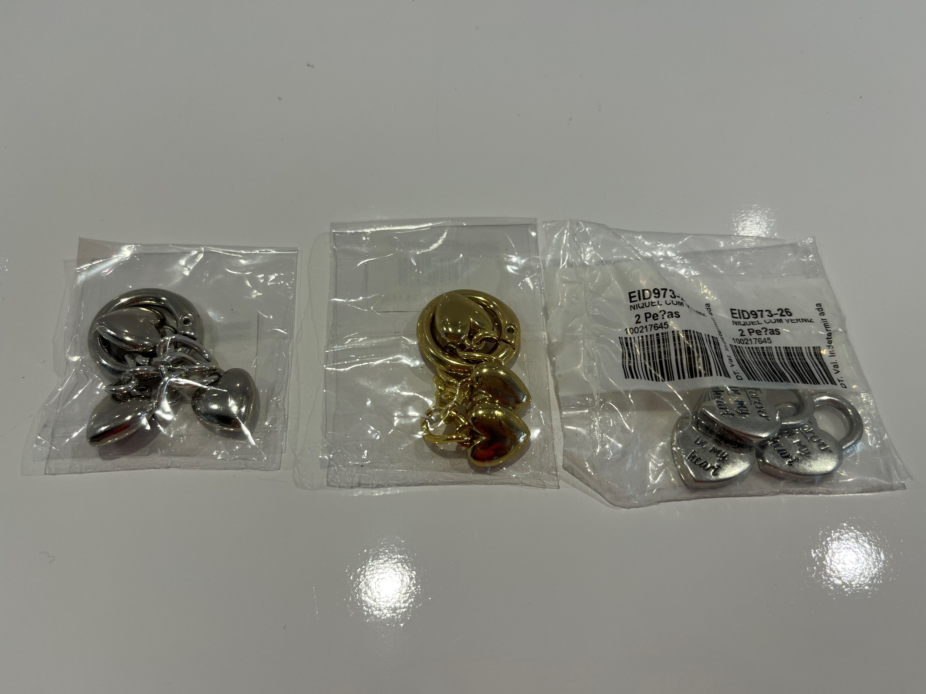 Conjunto de Charmes de metal 