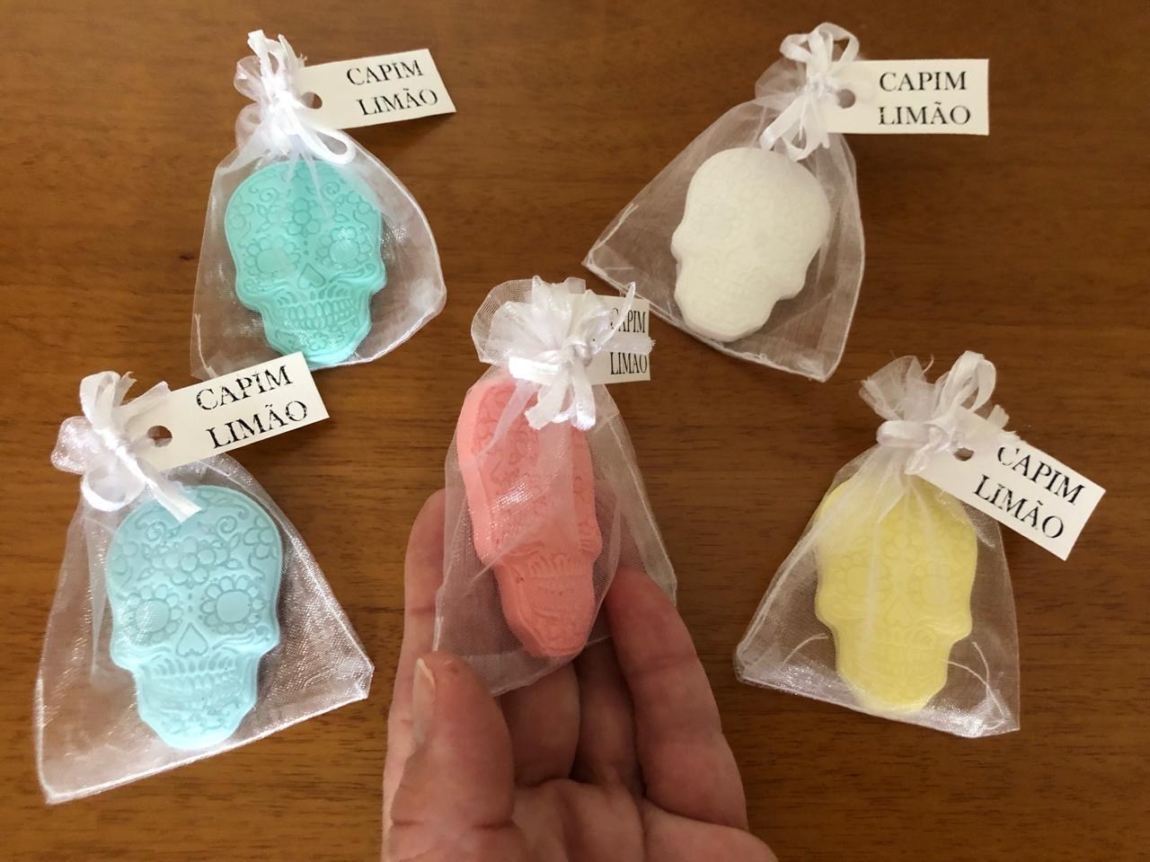 Lote molde de silicone Caveirinha 10 peças 