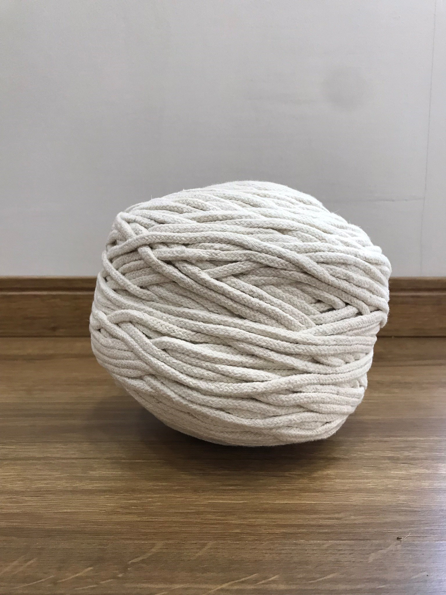 Cordão de algodão trançado