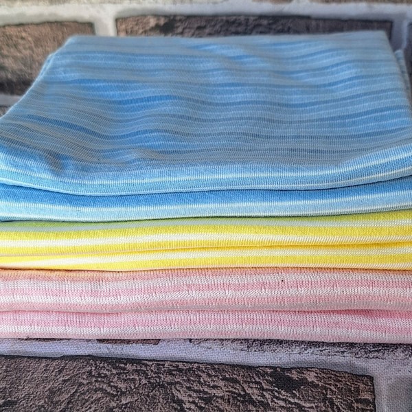 Kit 3 peças de malha suedine listradas de 50x80cm nas cores azul, amarelo e rosa