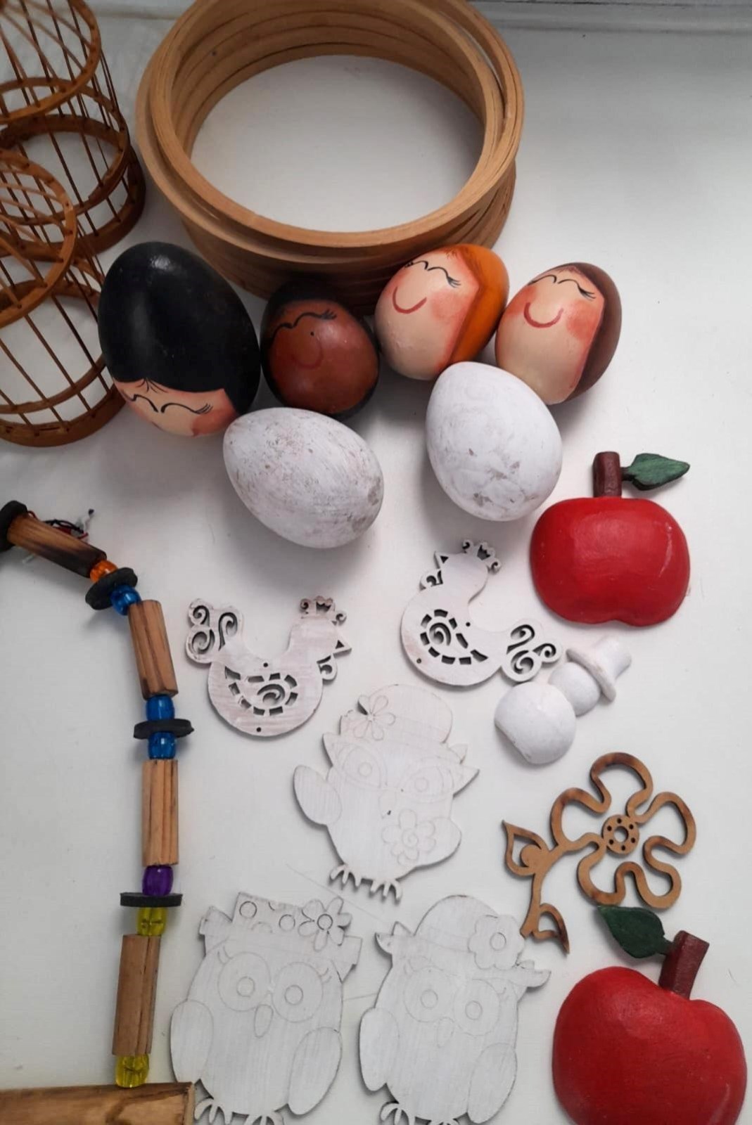 Lote de peças variadas para artesanato