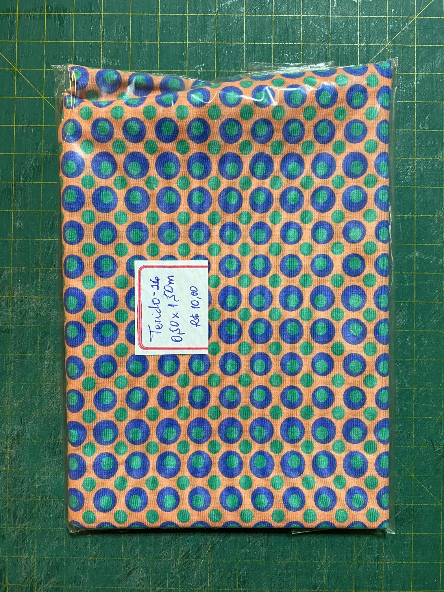 Tecido tricoline bolinhas