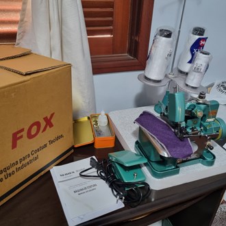 Máquina de Costura Overlock Fox GN1-6D portátil verde 220V