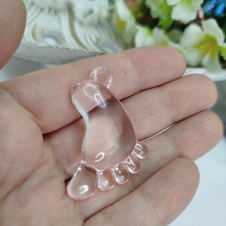 Pingente em Acrilico Formato Pezinho de Bebe Rosa 46 unidades