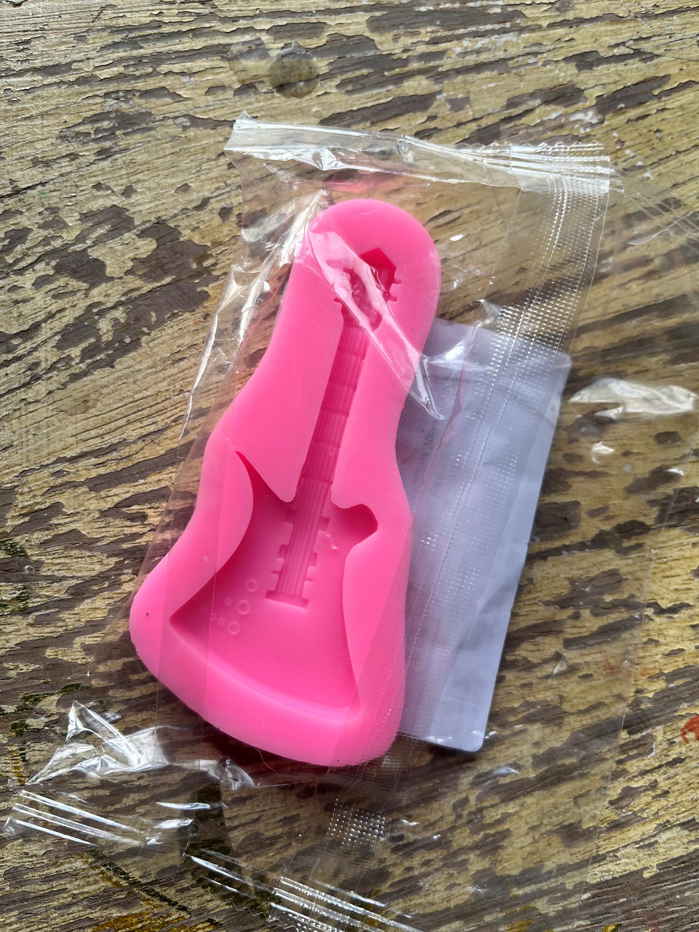 Molde de silicone 2d formato de guitarra para vela, resina ou cimento