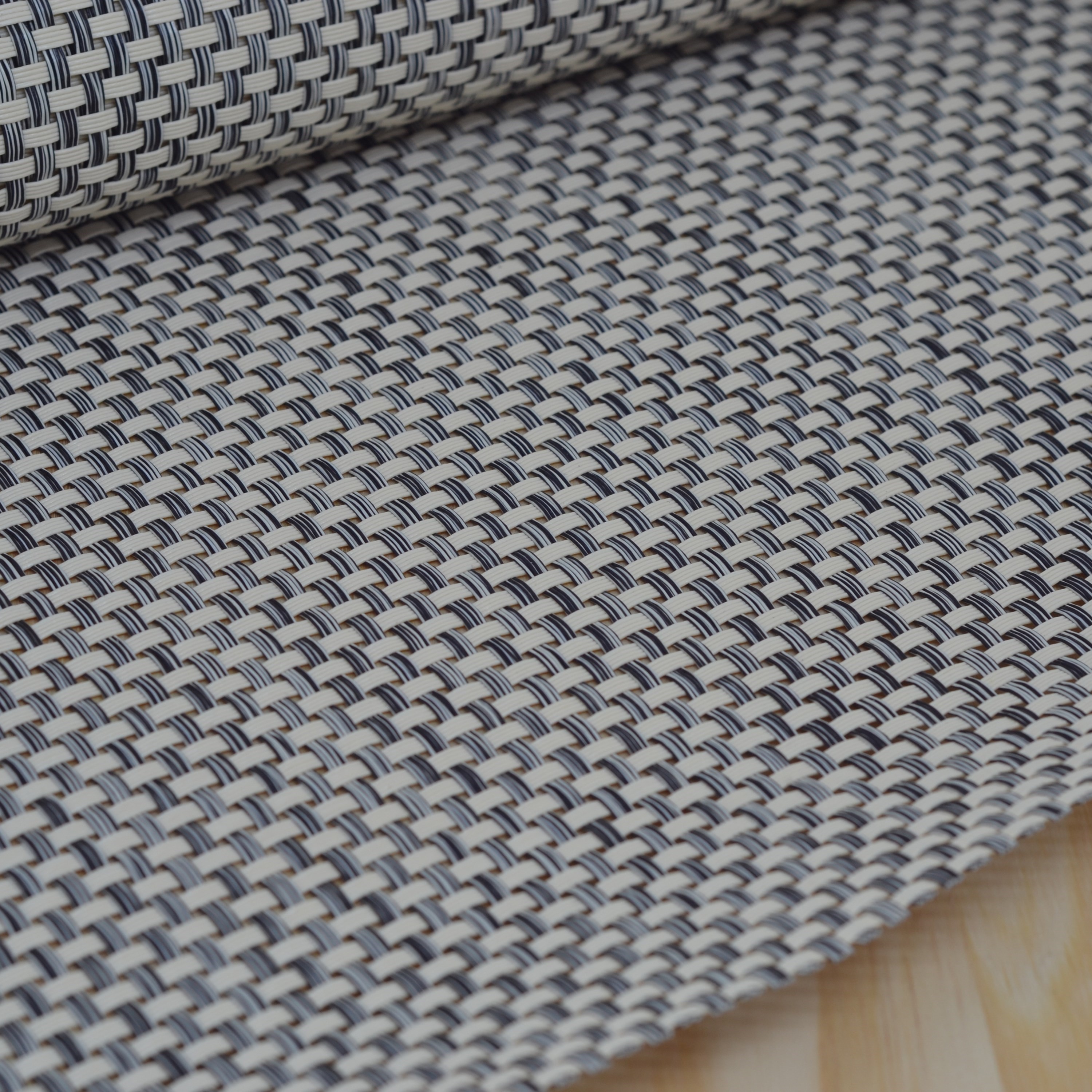 Esteira em pvc trançado