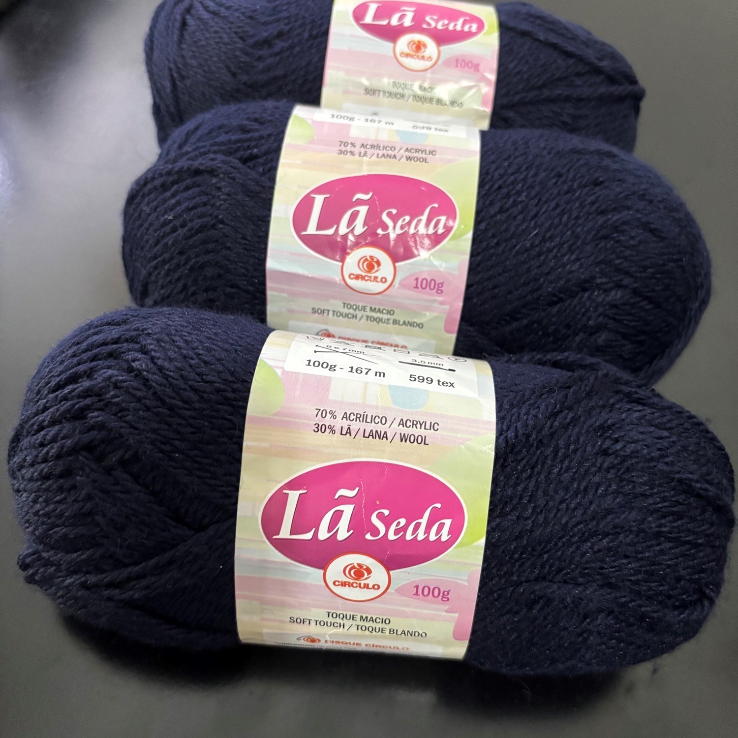 Kit com 3 novelos - Seda Circulo