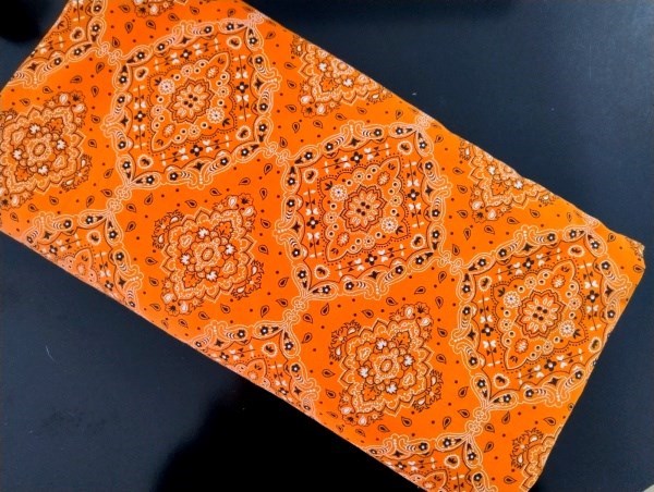 Tecido Paisley Laranja 