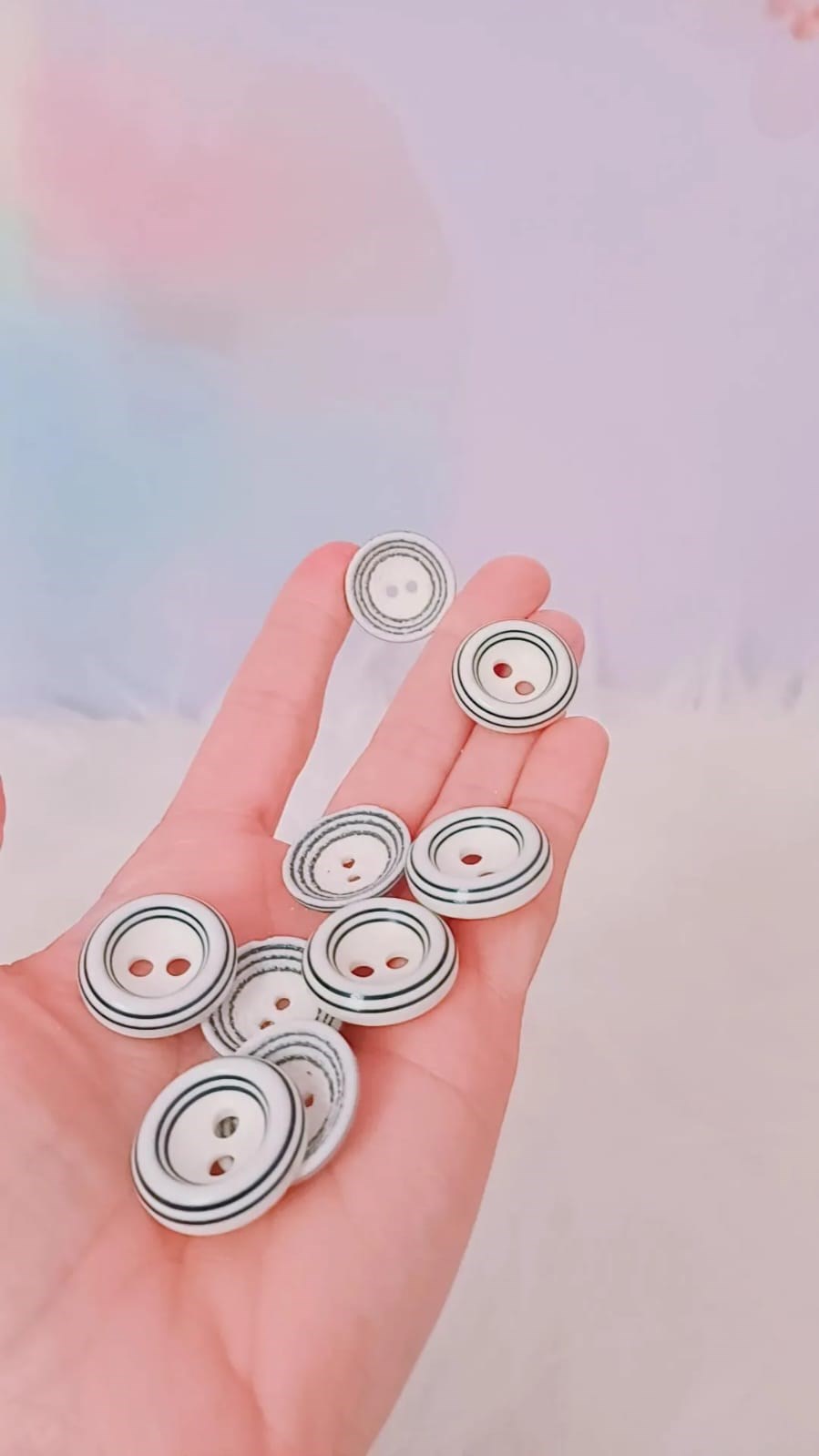 COLEÇÃO DAMA DE COPAS - kit com 107 botões