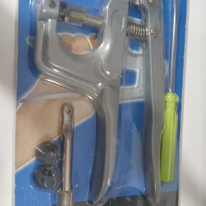 Alicate para botão rita