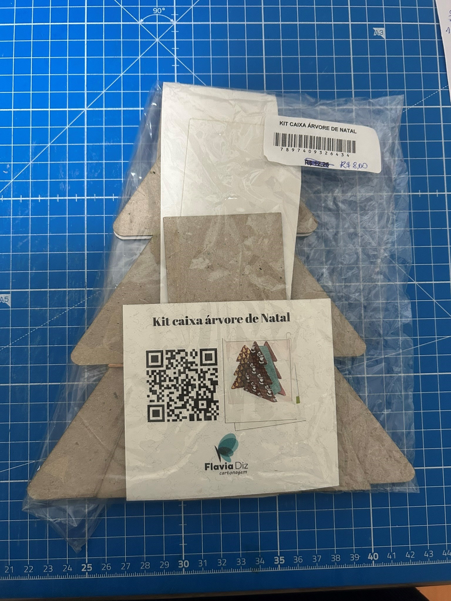 Kit de Cartonagem Flavia Diz - Caixa Árvore de Natal