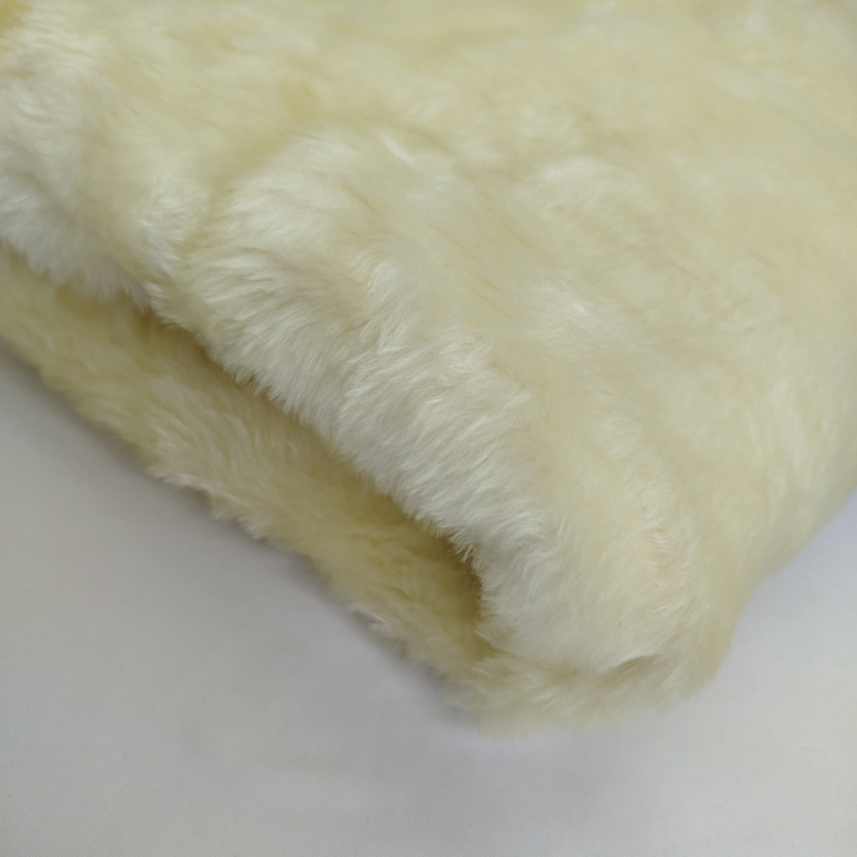 Tecido Pelucia cor Creme