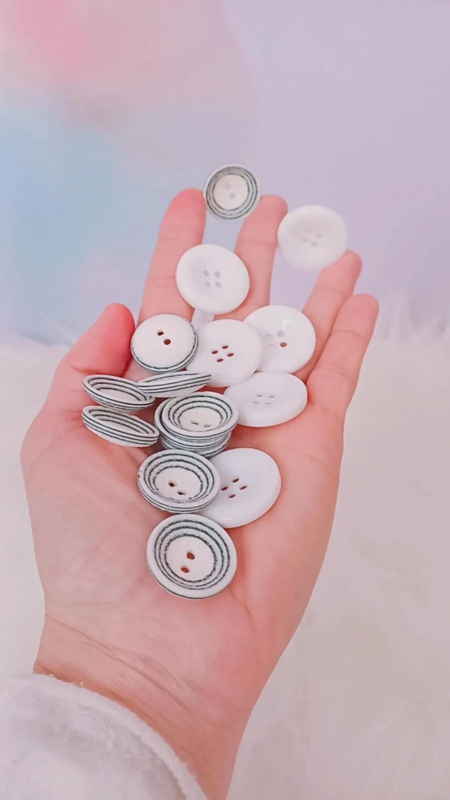 COLEÇÃO VEJO FLORES EM VOCÊ kit com 87 botões