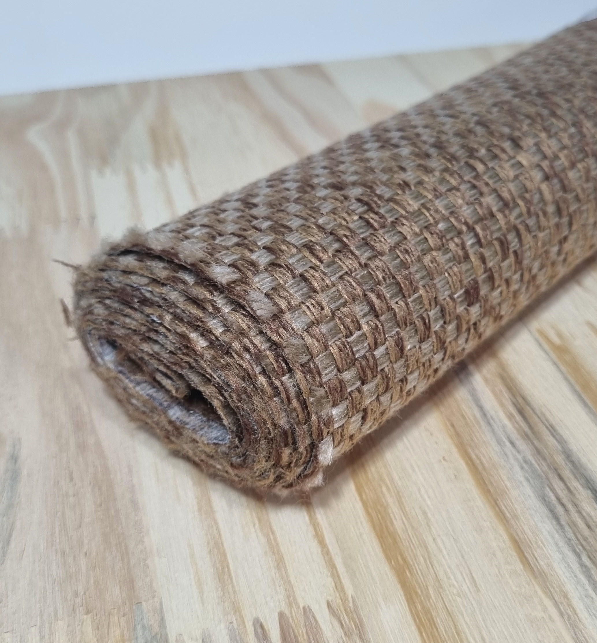 Trissê palha bege com caramelo