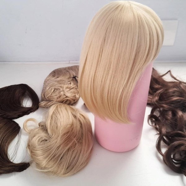 6 mini perucas para Boneca Russa