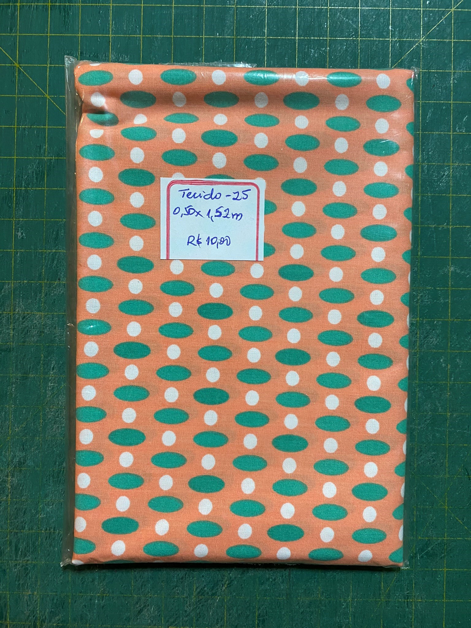 Tecido tricoline bolas e esferas