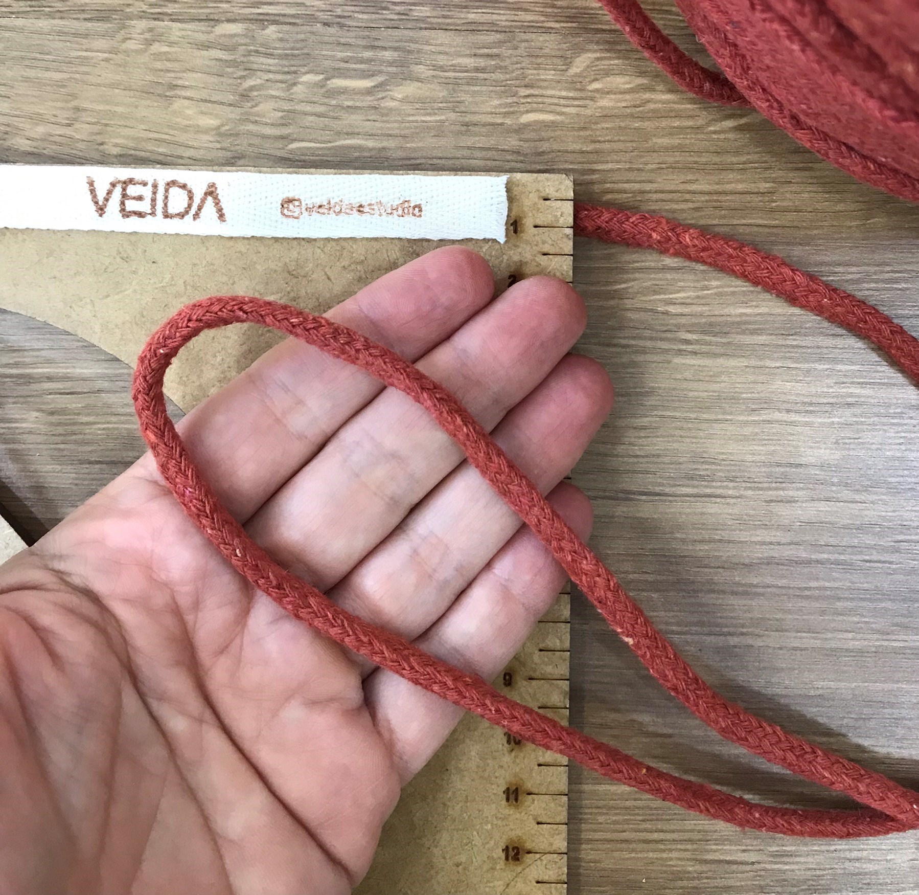 Cordão de algodão trançado