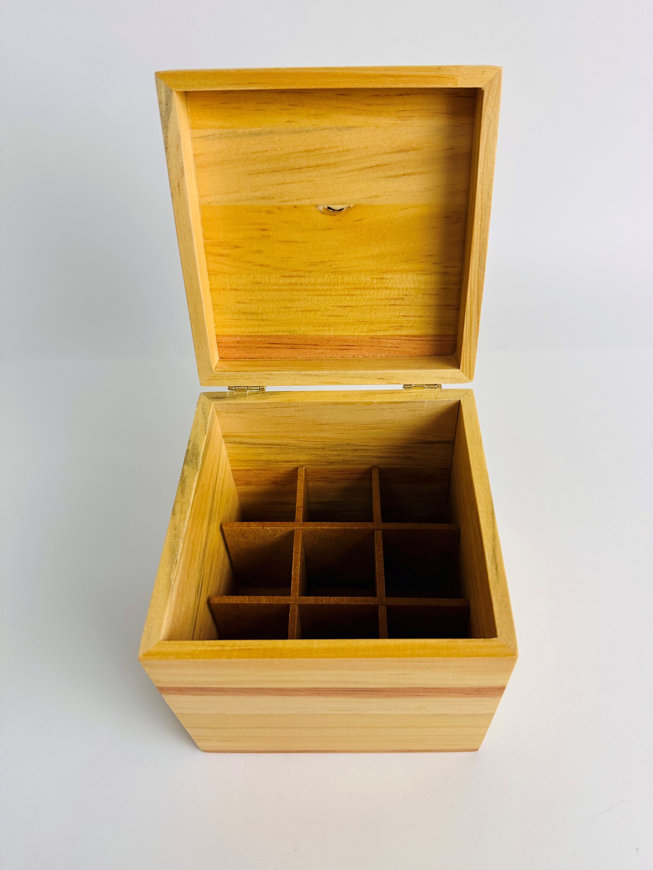 Caixa de Madeira Pinus com 9 divisórias