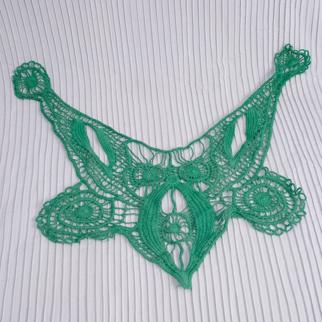 Decote Renda Folha - 45x16cm