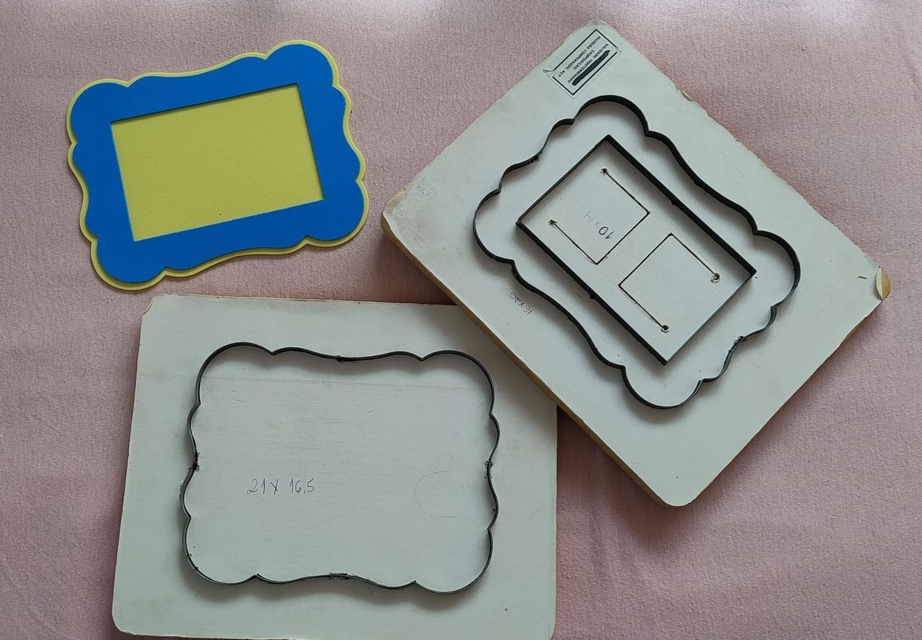 Faca corte e vinco -porta retrato