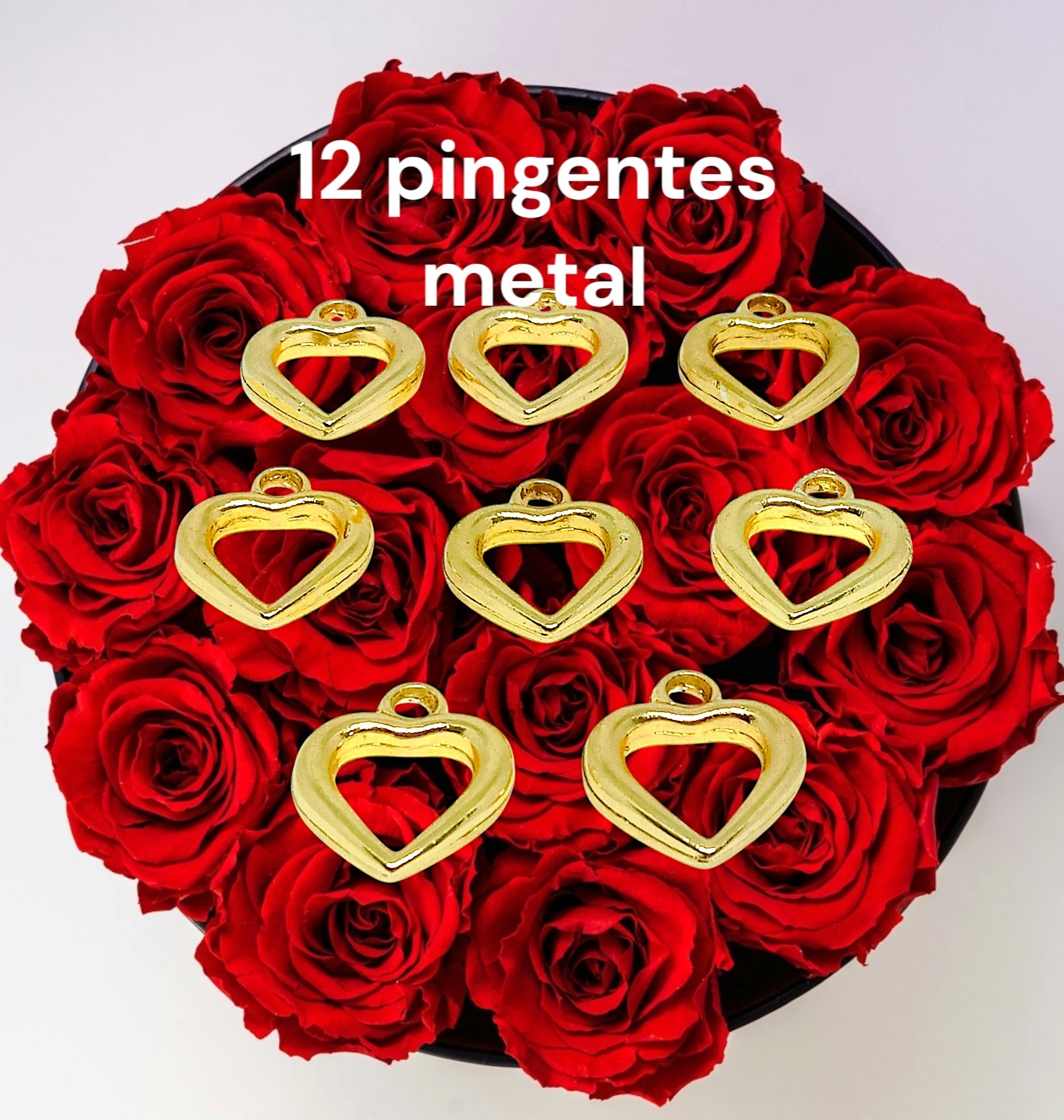 Kit 40 pingentes Coração, verniz cataforético, metal dourado, três modelos.