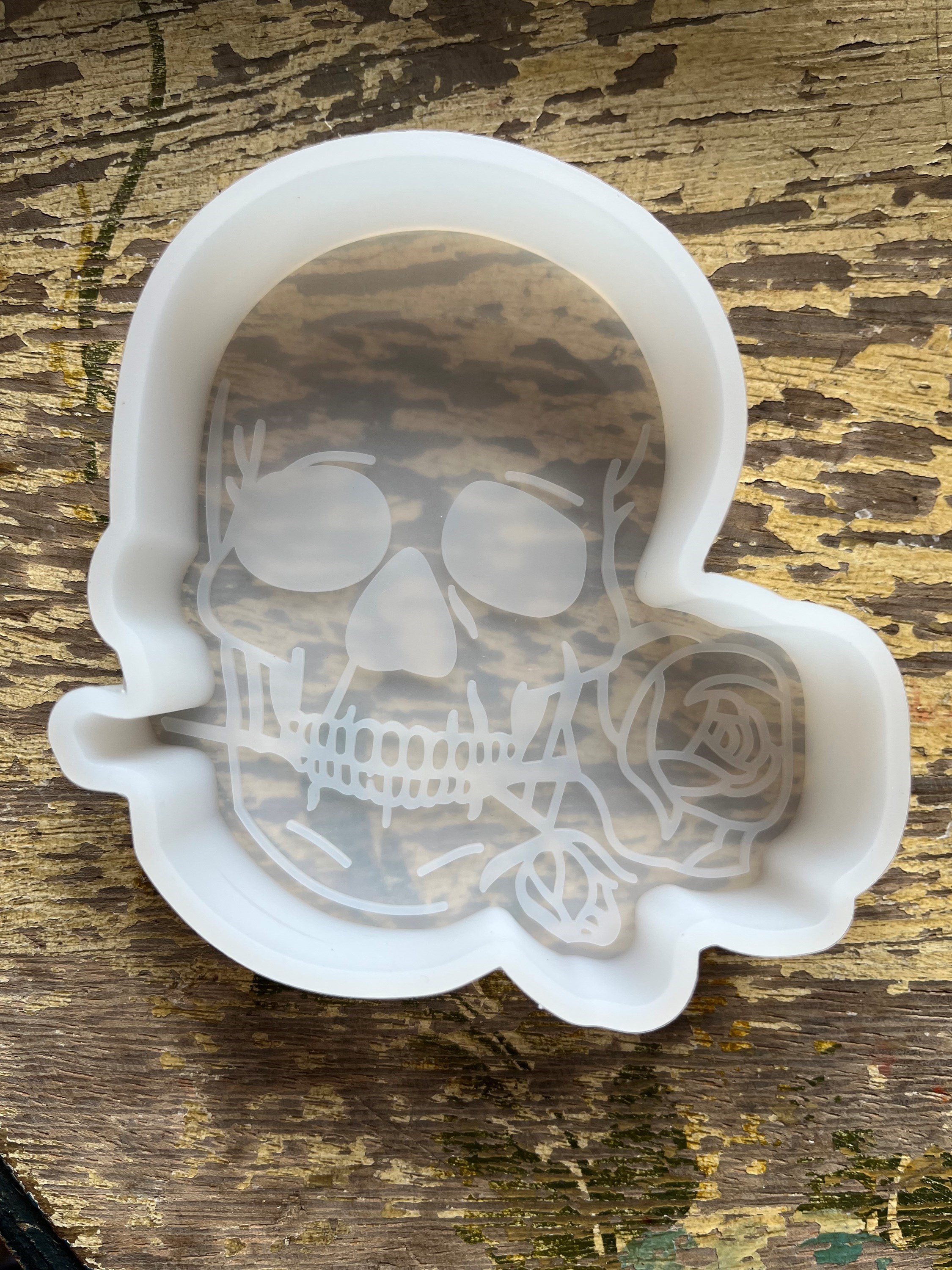 Molde de silicone flexível hallowen caveira com flores para velas, resina, cimento…