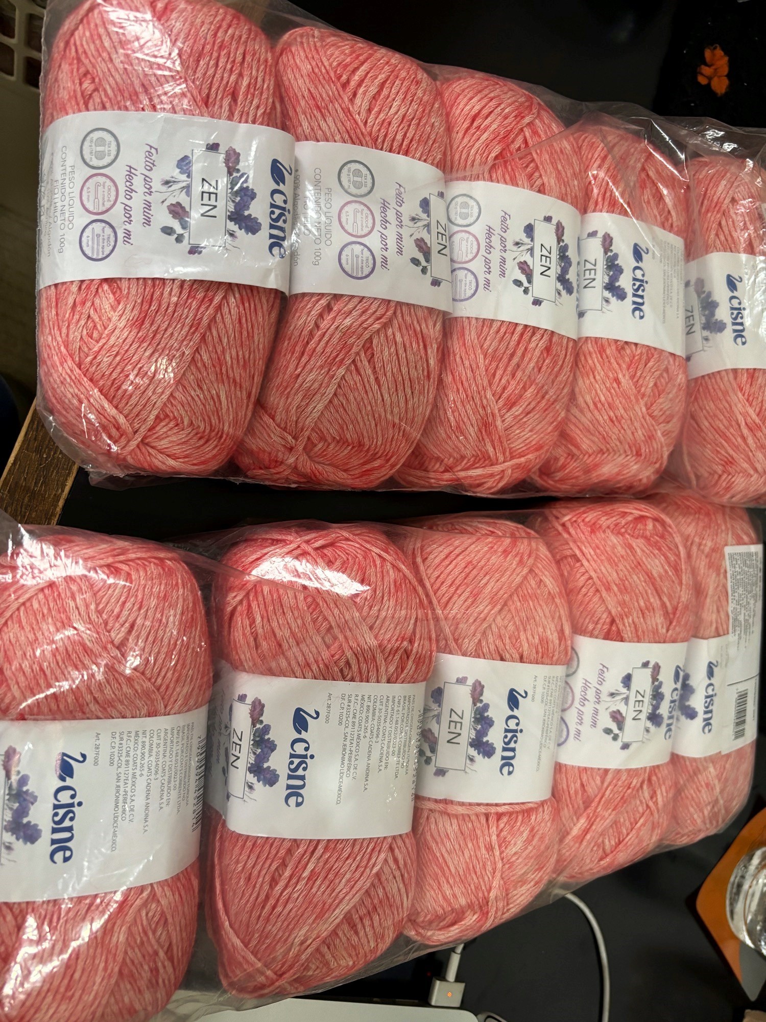 Kit com 10 novelos - Zen Cisne