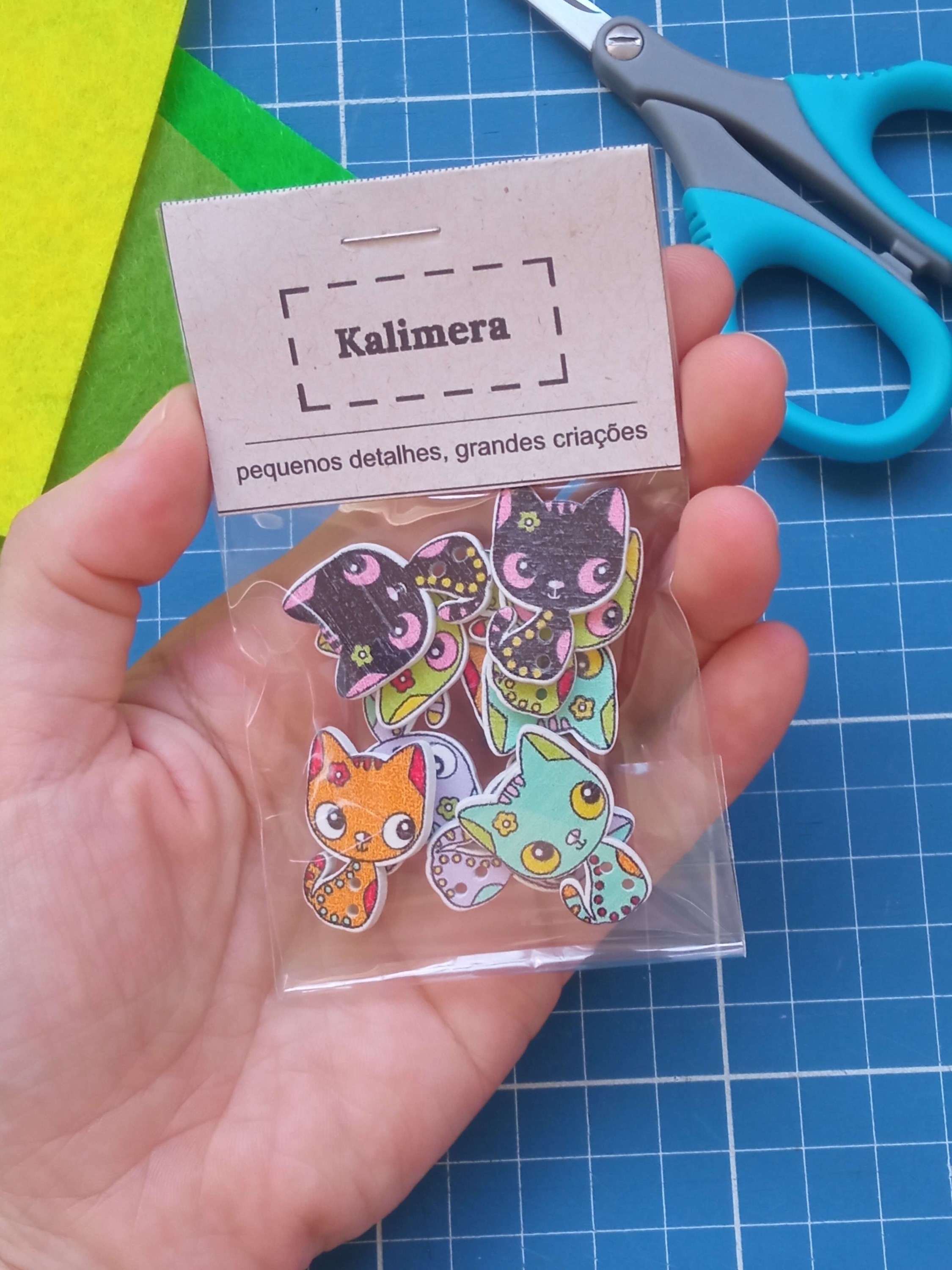 Kit 10 Botões de Madeira Gatinho Ilustração Impressa