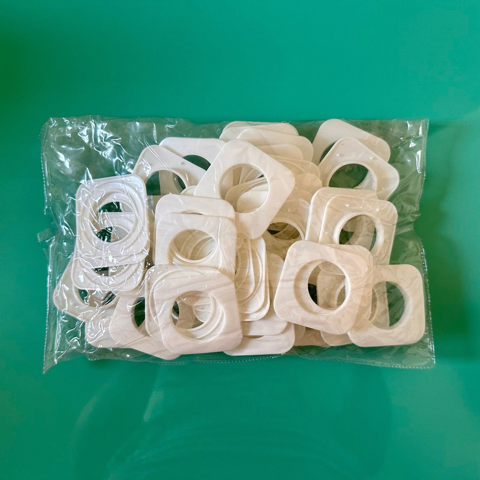 Ilhós Plástico Branco para Cortina Quadrado 28mm 