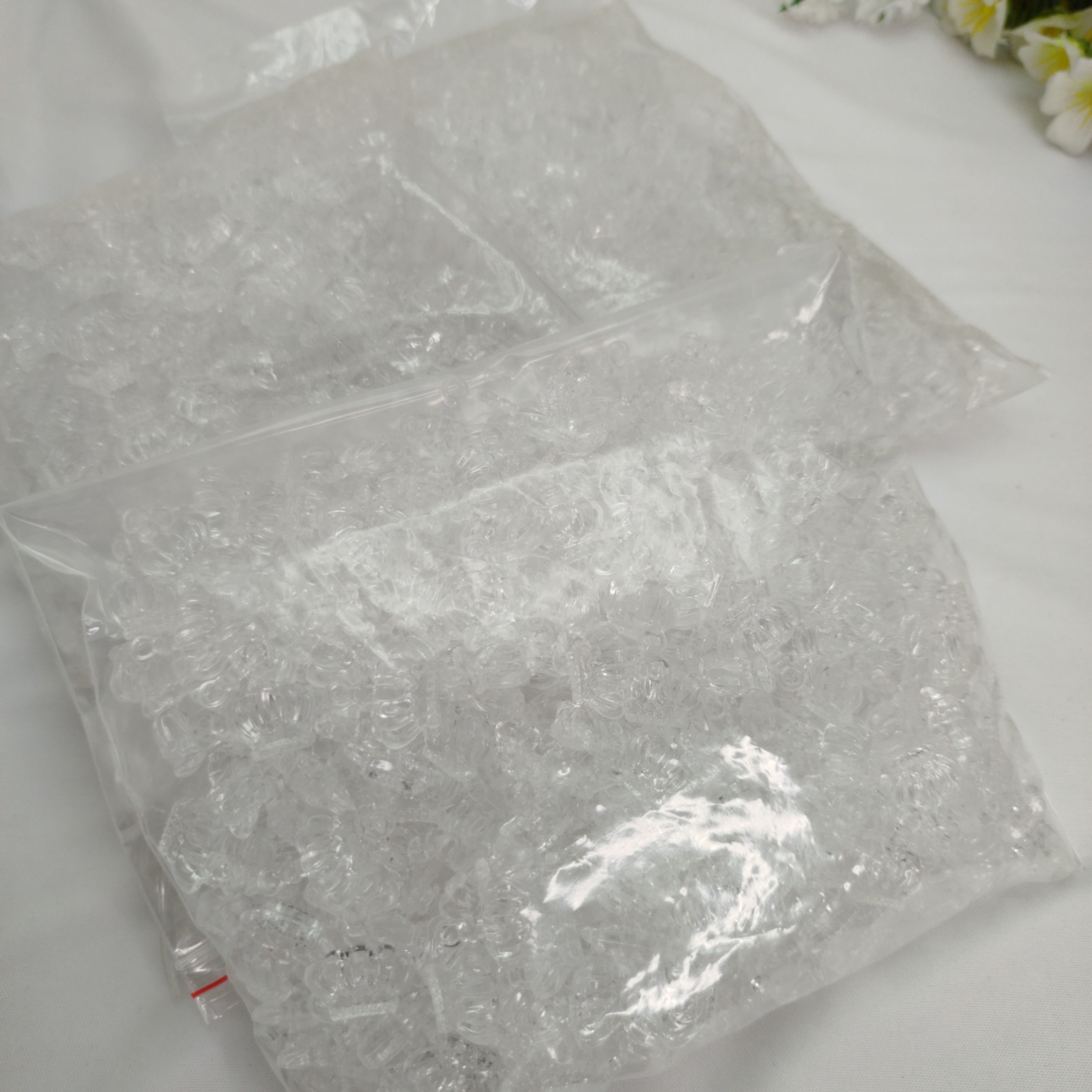 Pingente Coroa Acrilica cristal - Lote com 3 Pacotes