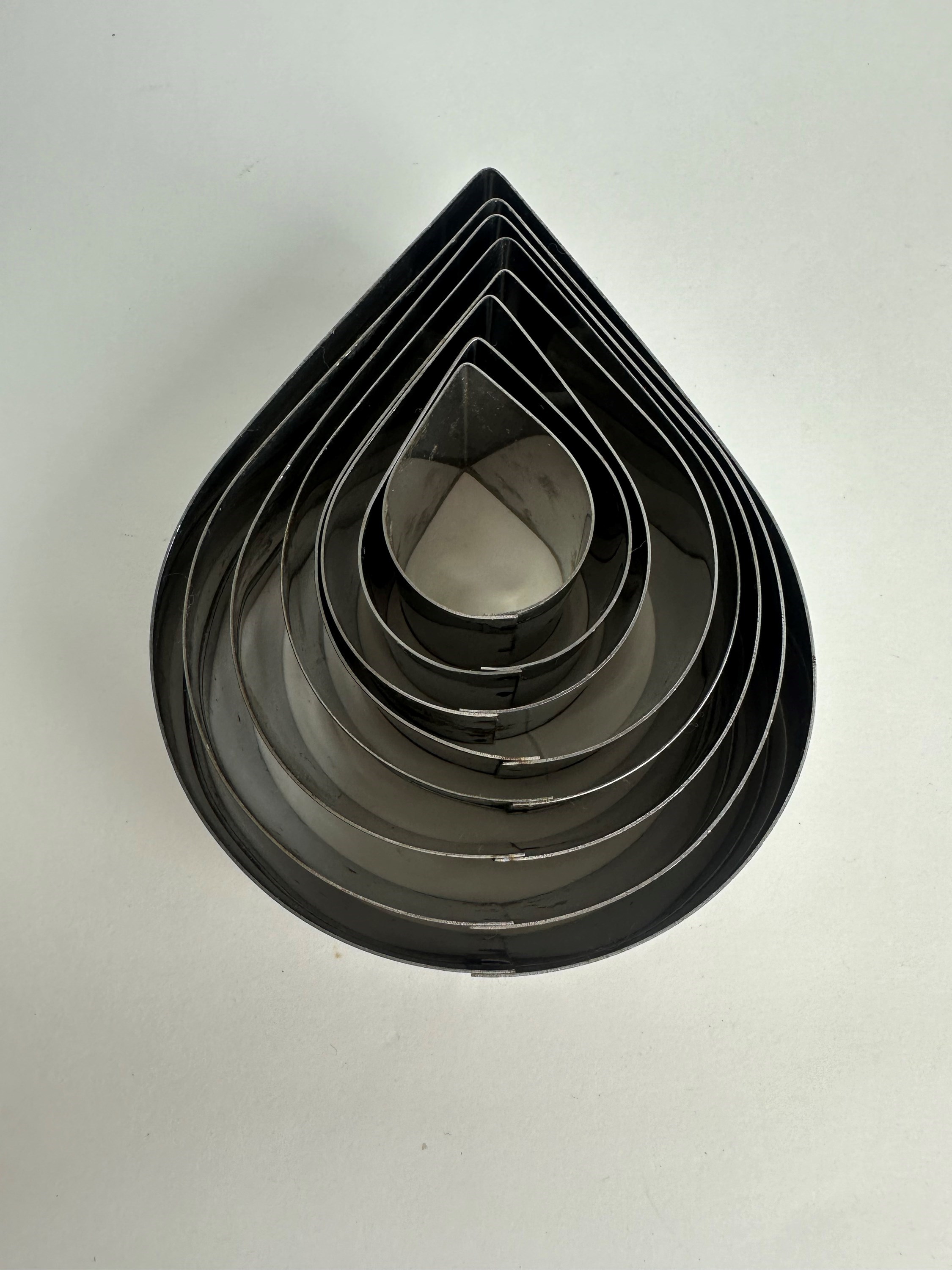 Jogo de cortadores em gota