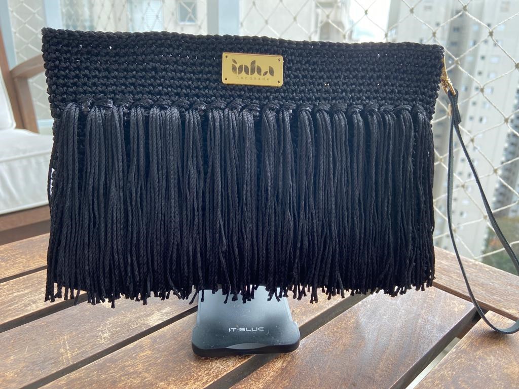 Clutch black